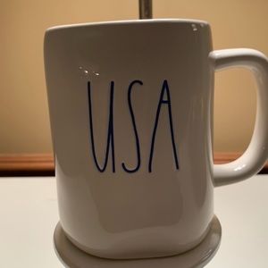 Rae Dunn USA mug